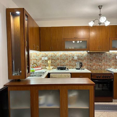 B&S Saranda Apartment Esterno foto