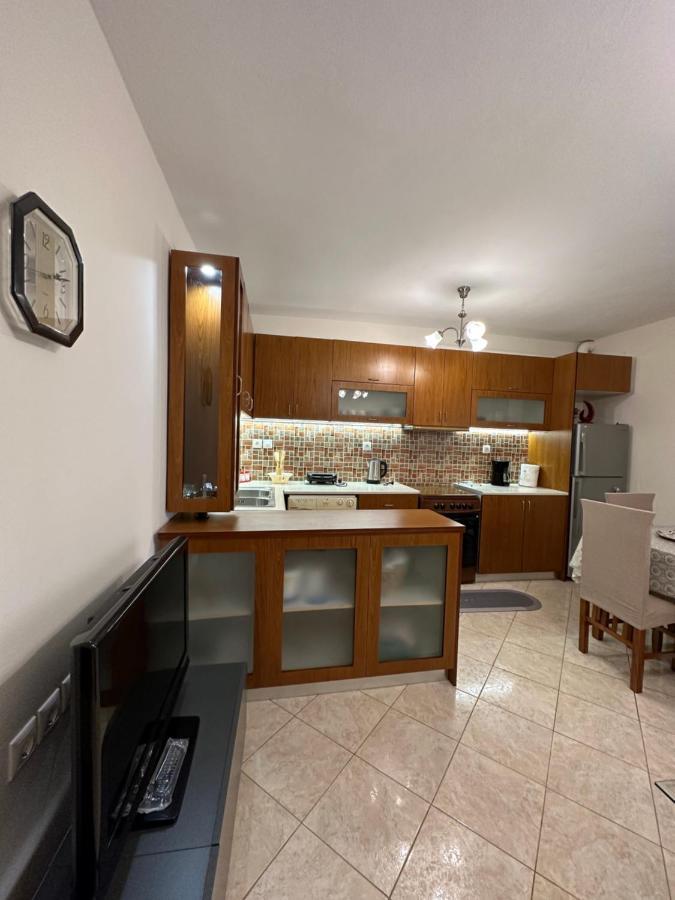 B&S Saranda Apartment Esterno foto