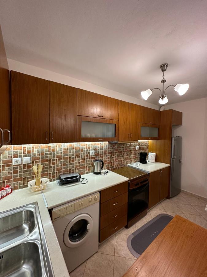 B&S Saranda Apartment Esterno foto